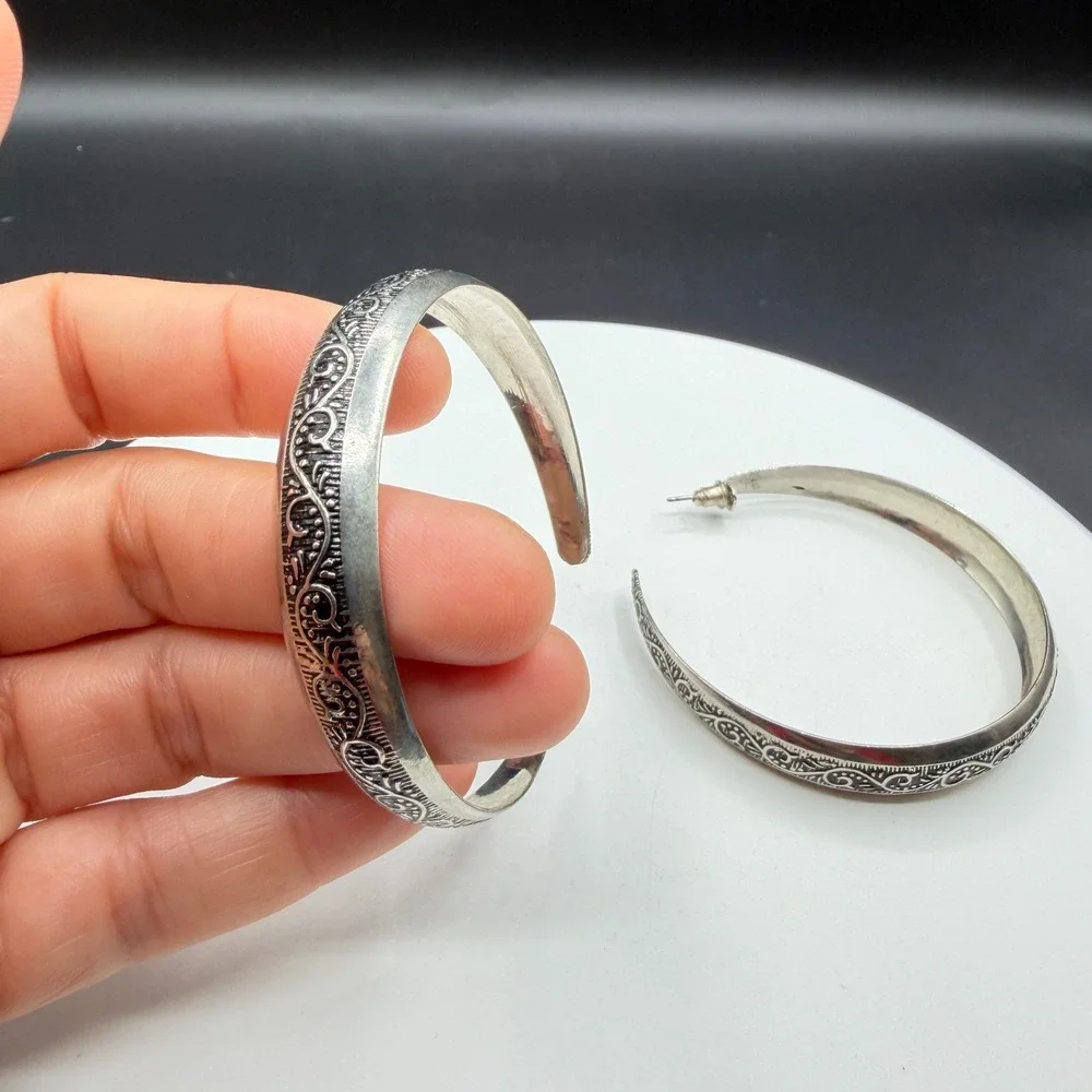 Silver Tone Paisley Scroll Hoop Earrings Large Boho Textured Statement Jewelry